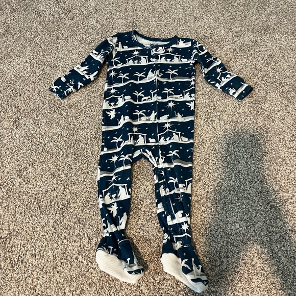 Holy Pals Nativity Scene Navy Blue Kids One Piece with White Patterns - Picture 1 of 3